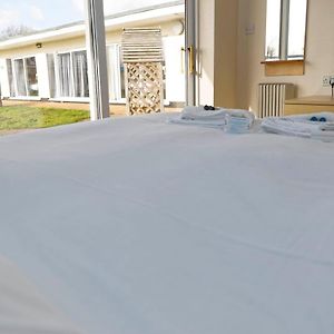 Pakefield Holiday Village - Adults Only